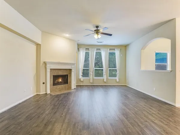 $2,700 | 452 Monahans Drive, Georgetown, TX 78628