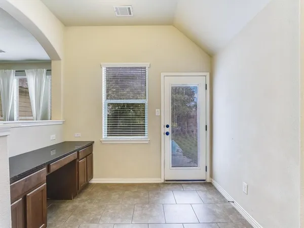 $2,700 | 452 Monahans Drive, Georgetown, TX 78628