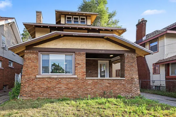 $275,000 | 1059 Martin Luther King Junior Street Southeast, Grand Rapids, MI 49507