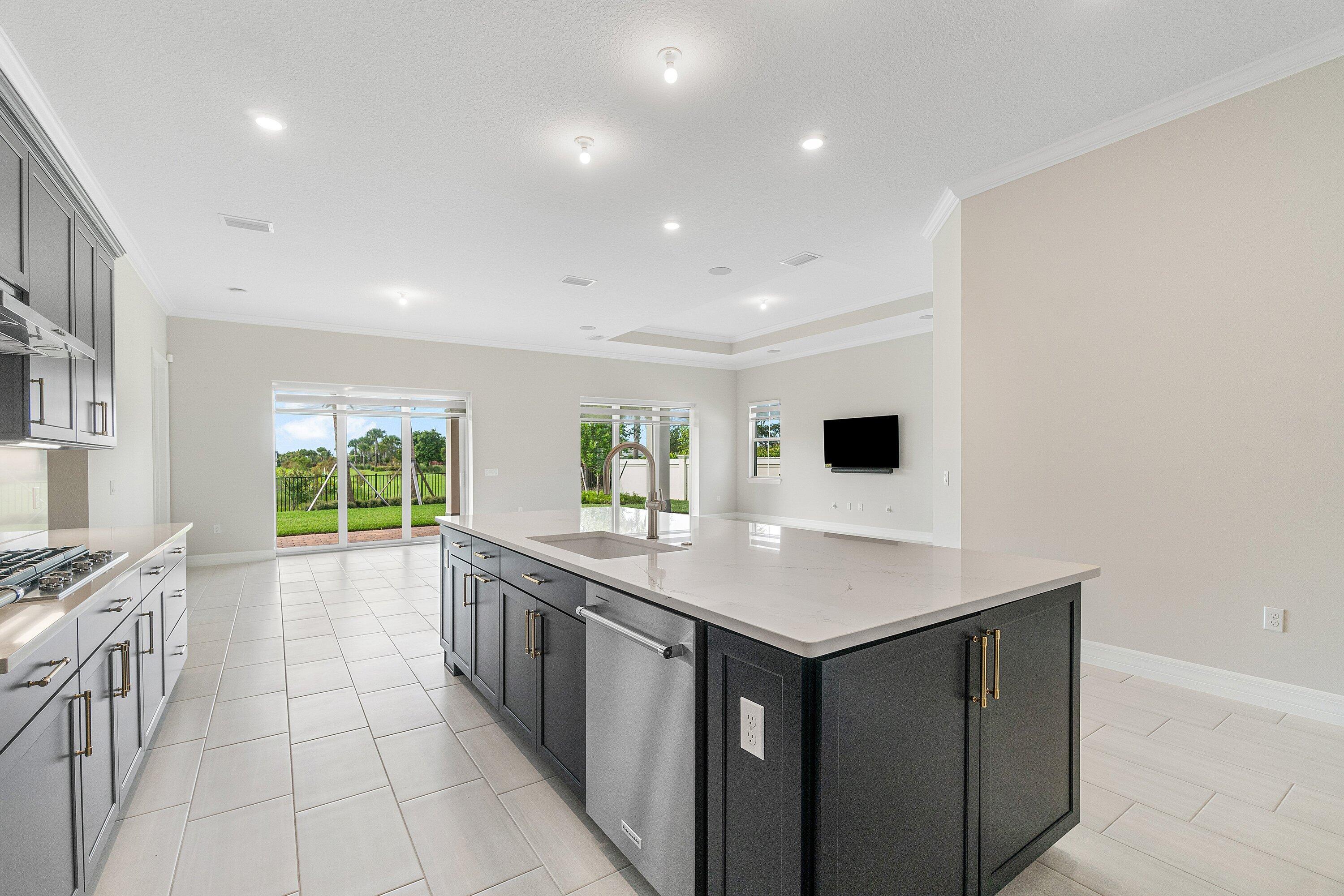 10778 Stellar Circle Palm Beach Gardens, FL 33412 - Photo 7 of 30 009-10778StellarCircle-PalmBeachGardens-