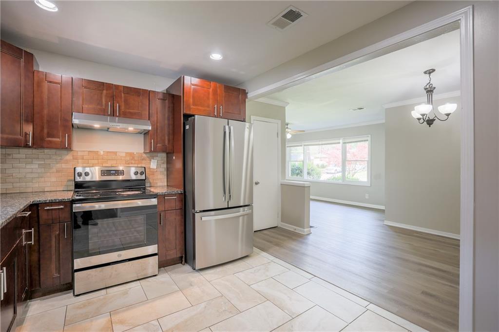 2945 Belvedere Lane Decatur, GA 30032 - Photo 9 of 23