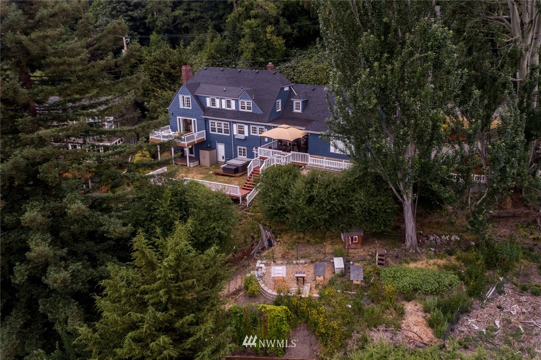 5407 Southwest Jacobsen Road Seattle, WA 98116 - Photo 22 of 23 Gallery Image 22