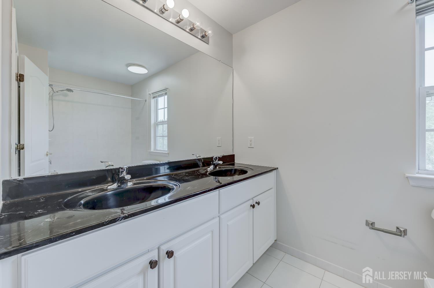 32 Carnation Road Monroe Township, NJ 08831 - Photo 23 of 42