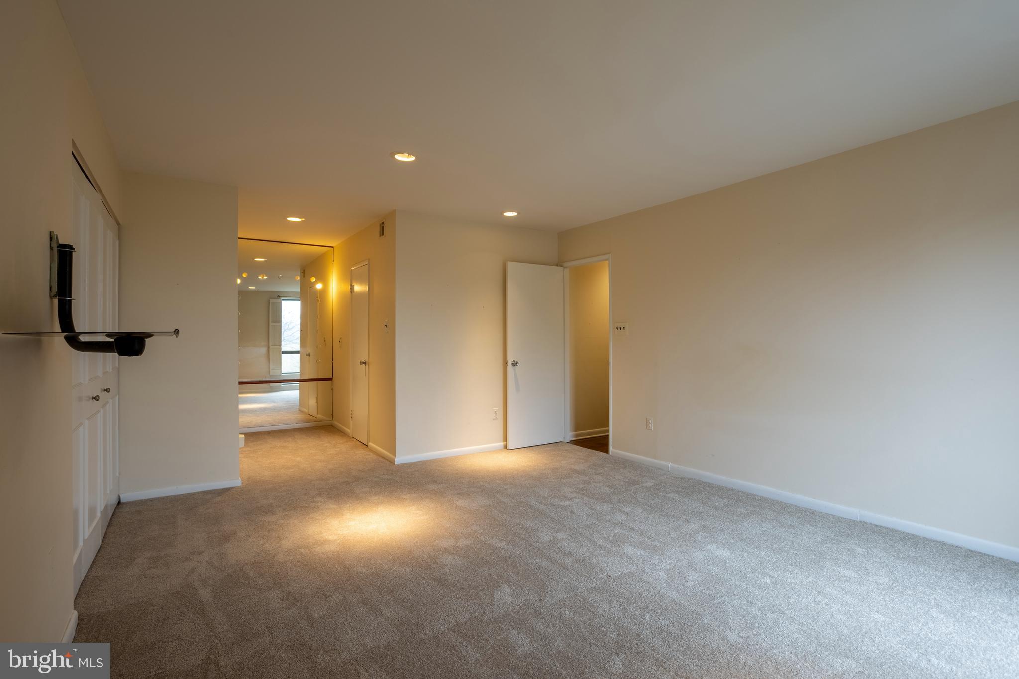 7 Slade Avenue, Unit 511 Baltimore, MD 21208 - Photo 28 of 47