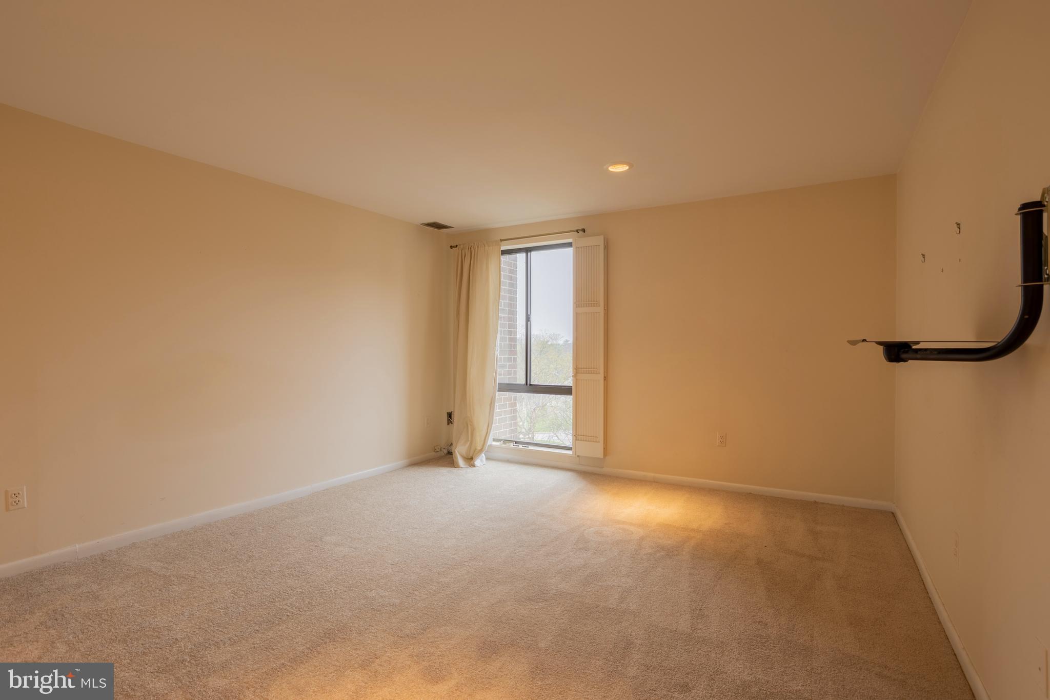 7 Slade Avenue, Unit 511 Baltimore, MD 21208 - Photo 30 of 47