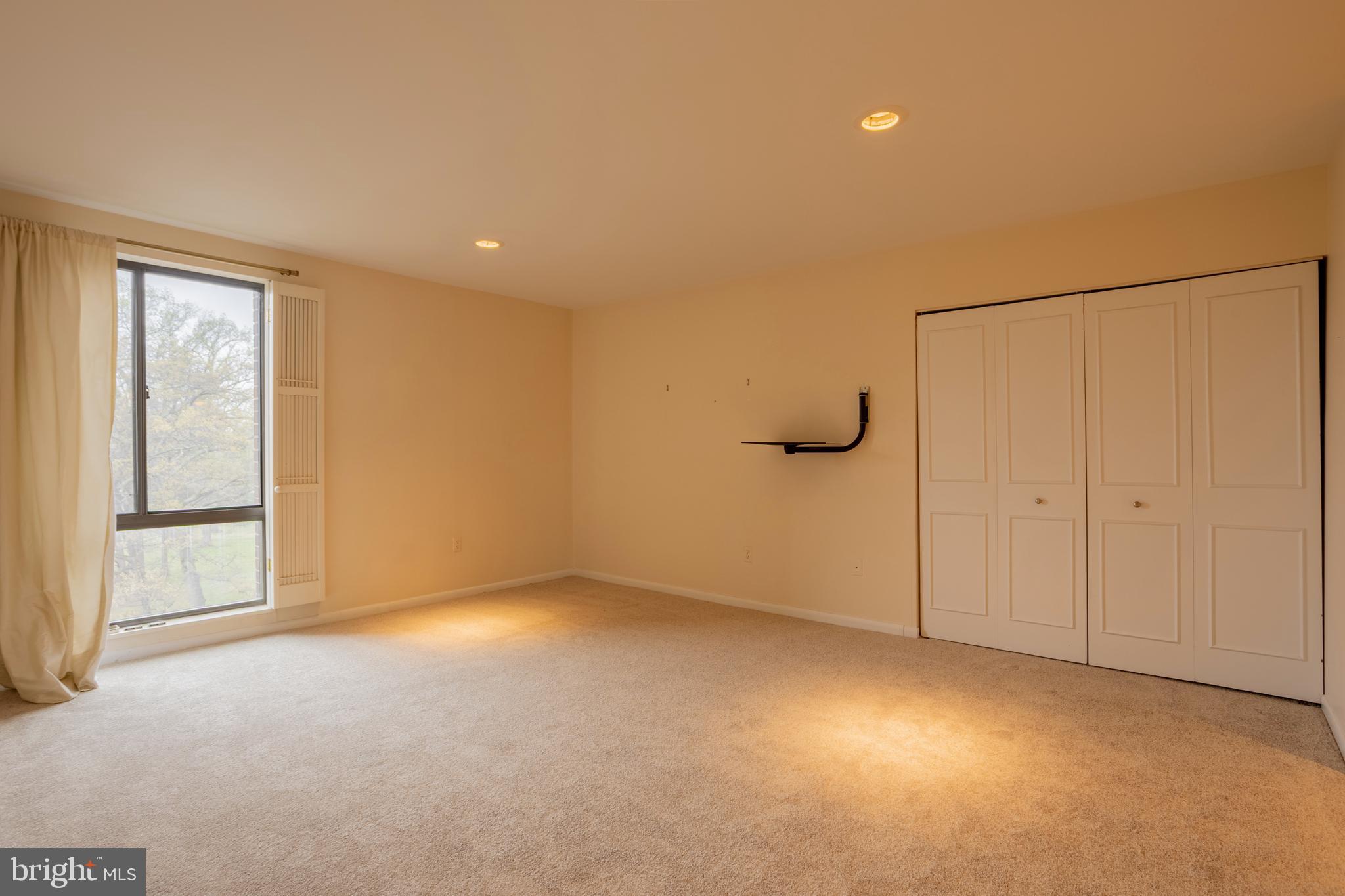 7 Slade Avenue, Unit 511 Baltimore, MD 21208 - Photo 32 of 47