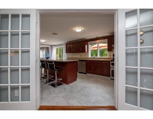 54 Lawrence Road Lynn, MA 01904 - Photo 11 of 33