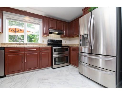 54 Lawrence Road Lynn, MA 01904 - Photo 7 of 33