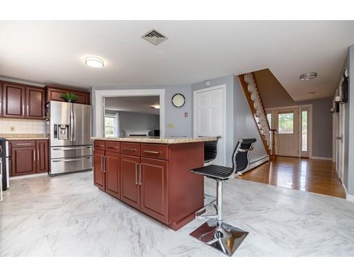 54 Lawrence Road Lynn, MA 01904 - Photo 9 of 33