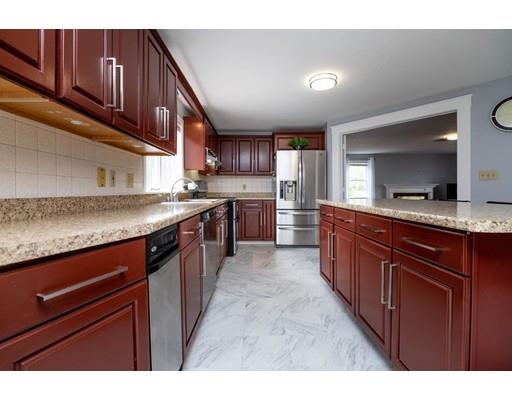 54 Lawrence Road Lynn, MA 01904 - Photo 10 of 33