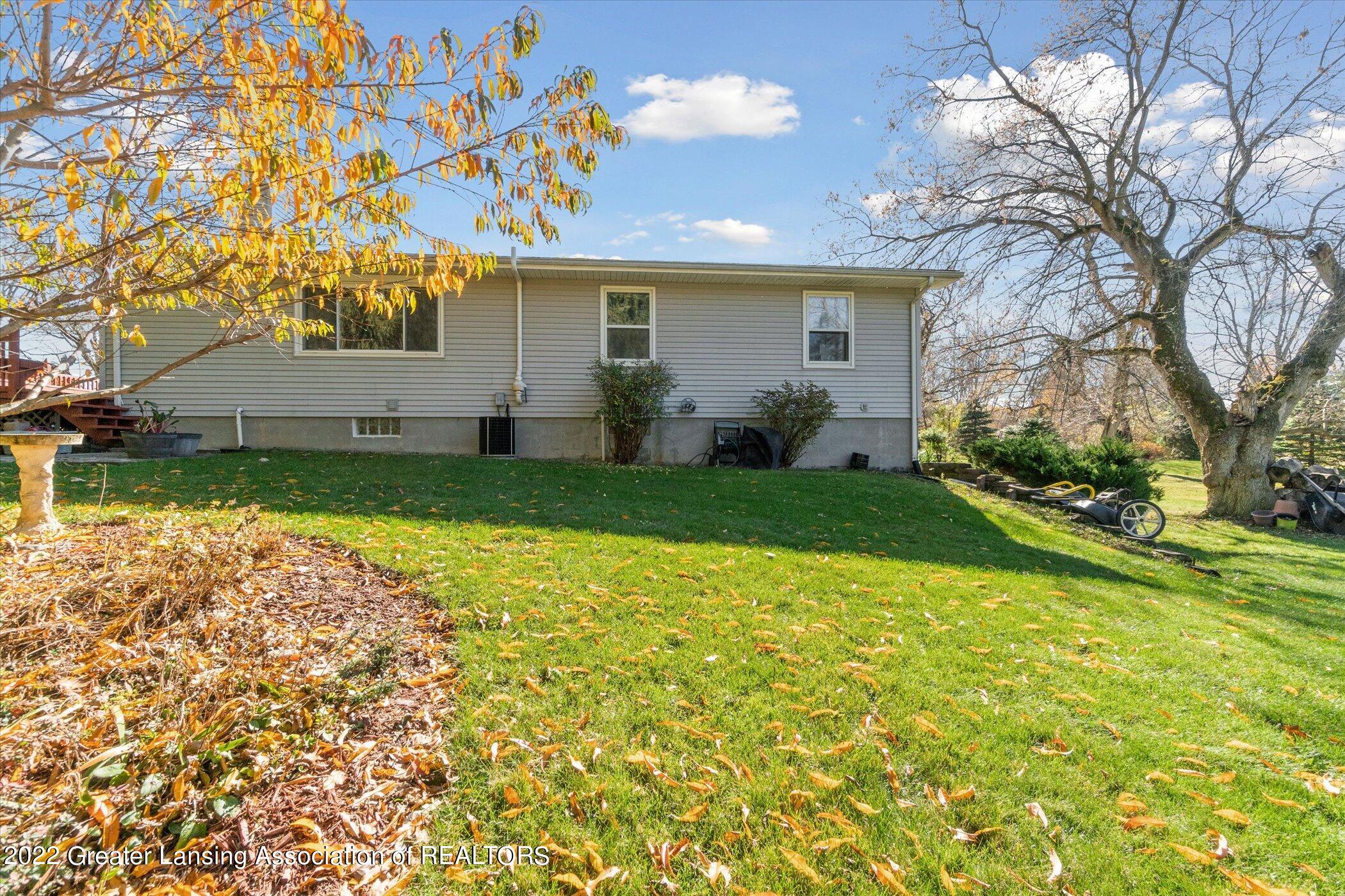 9366 Warner Road Haslett, MI 48840 - Photo 28 of 33 35-9366-Warner-Rd-35