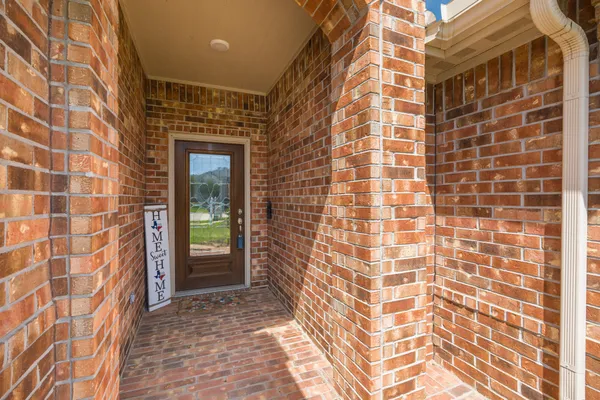 $2,600 | 14207 Irvine Rnch Trail, Conroe, TX 77384