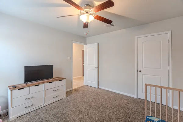 $2,600 | 14207 Irvine Rnch Trail, Conroe, TX 77384