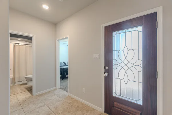 $2,600 | 14207 Irvine Rnch Trail, Conroe, TX 77384