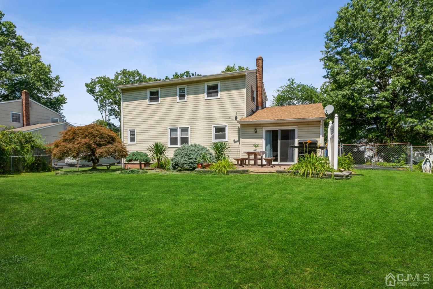 1890 Oak Road North Brunswick, NJ 08902 - Photo 18 of 23 Gallery Image 18