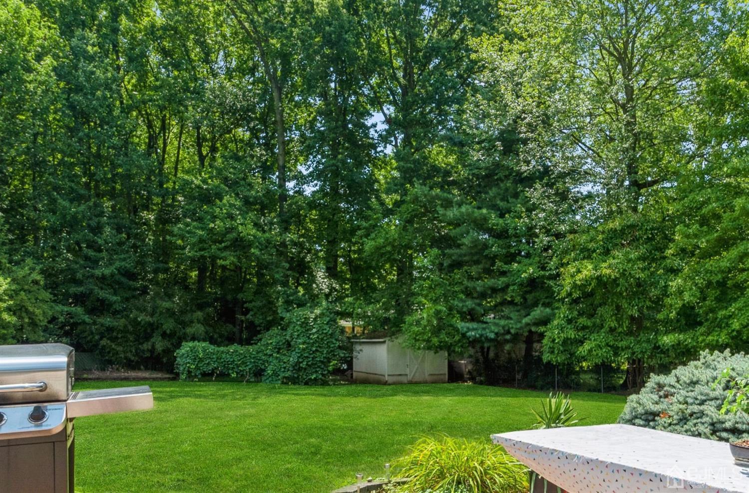 1890 Oak Road North Brunswick, NJ 08902 - Photo 22 of 23 Gallery Image 22