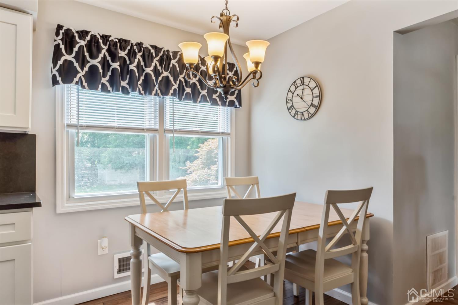 1890 Oak Road North Brunswick, NJ 08902 - Photo 8 of 23 Gallery Image 8