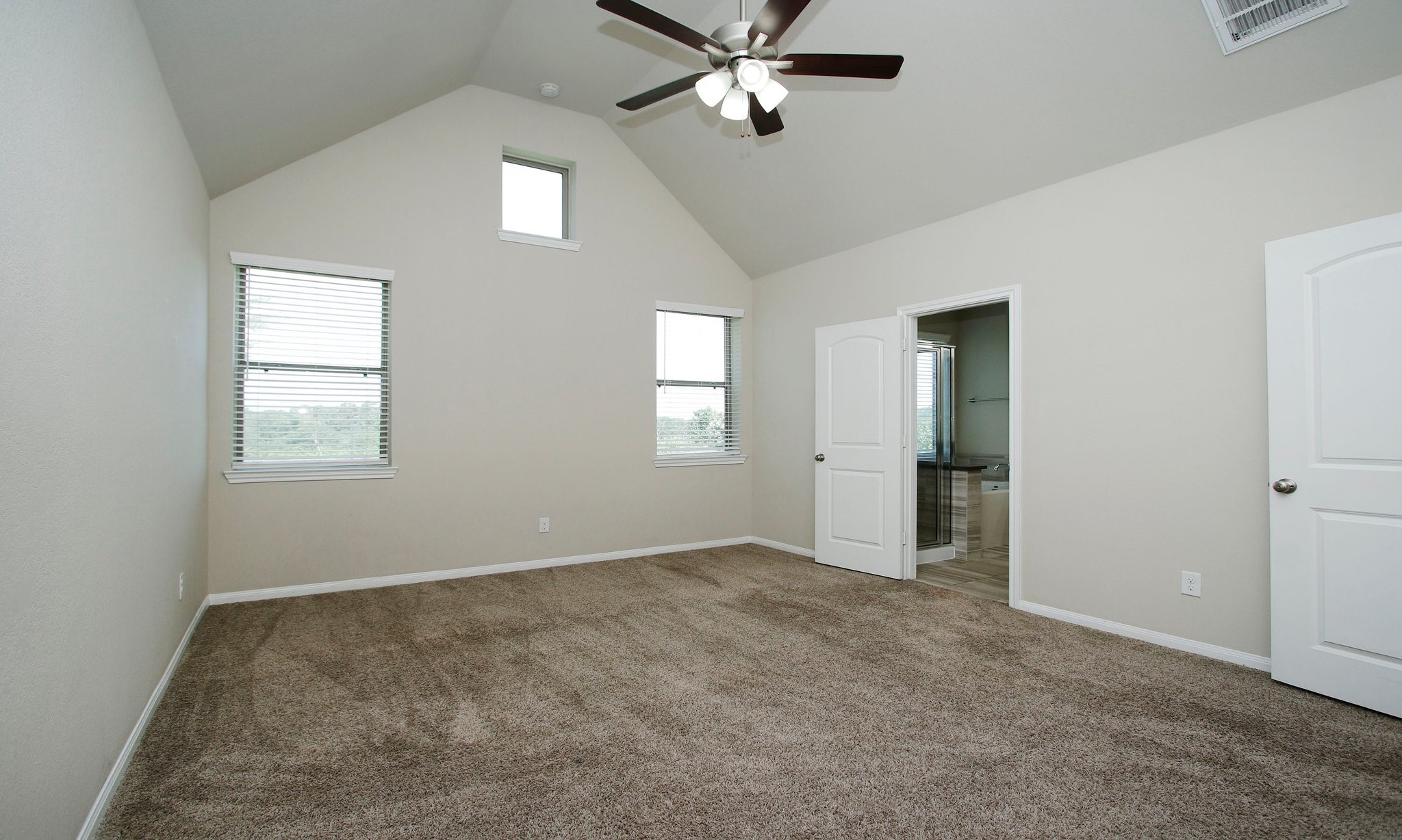 239 Biltmore Loop Montgomery, TX 77316 - Photo 25 of 40