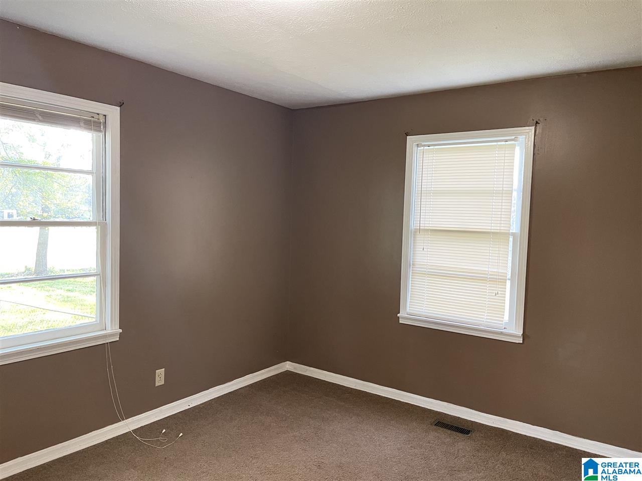 103 Adelaide Street Southwest Jacksonville, AL 36265 - Photo 9 of 17