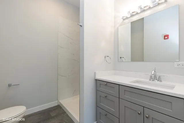 $2,399 | 8917 Grant Avenue, Unit 3B, Brookfield, IL 60513