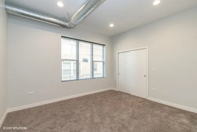 $2,399 | 8917 Grant Avenue, Unit 3B, Brookfield, IL 60513