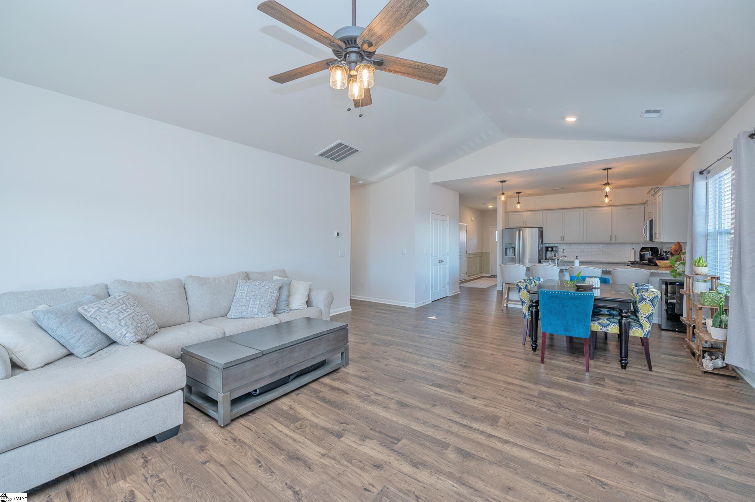 525 Sapling Gap Road Greer, SC 29651 - Photo 13 of 35