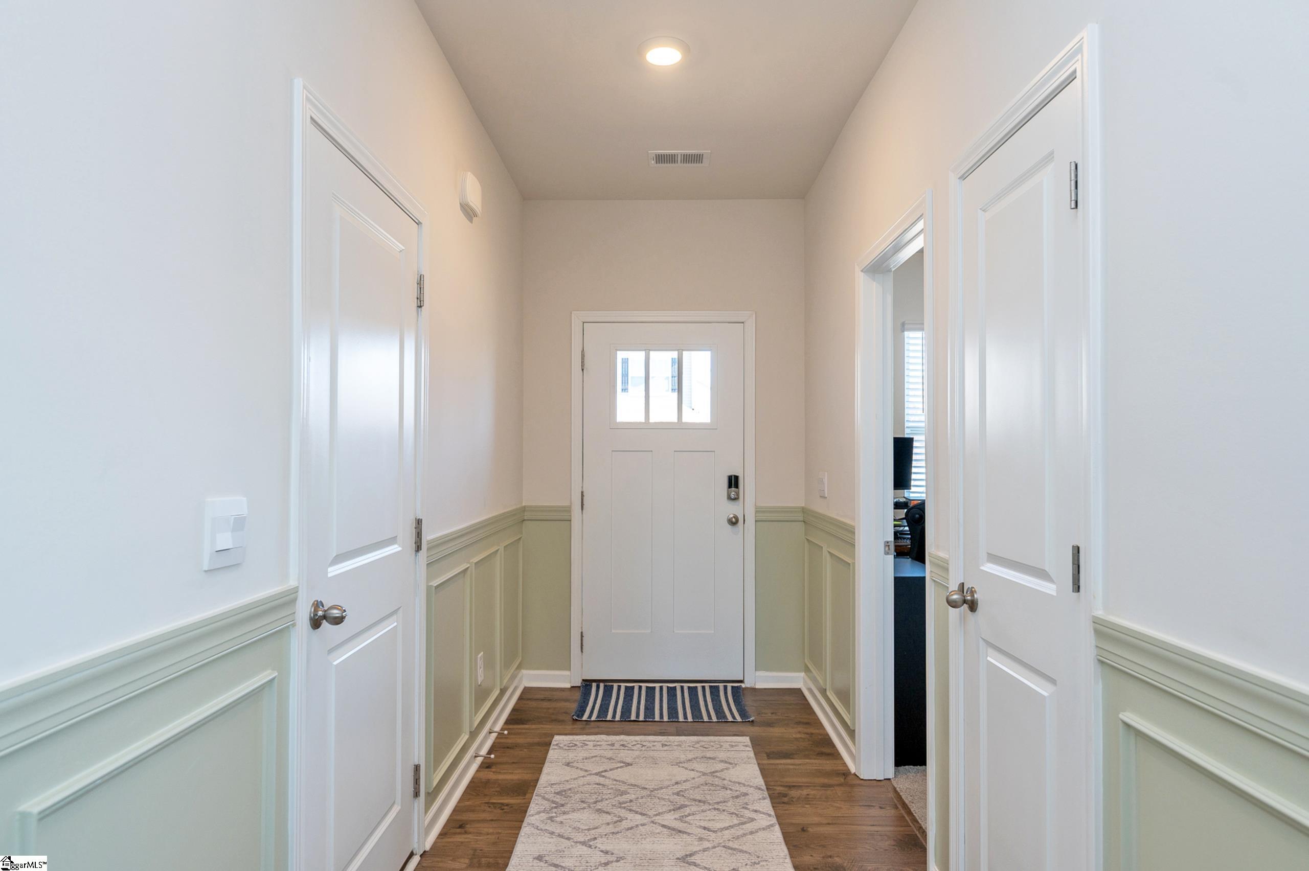 525 Sapling Gap Road Greer, SC 29651 - Photo 3 of 33