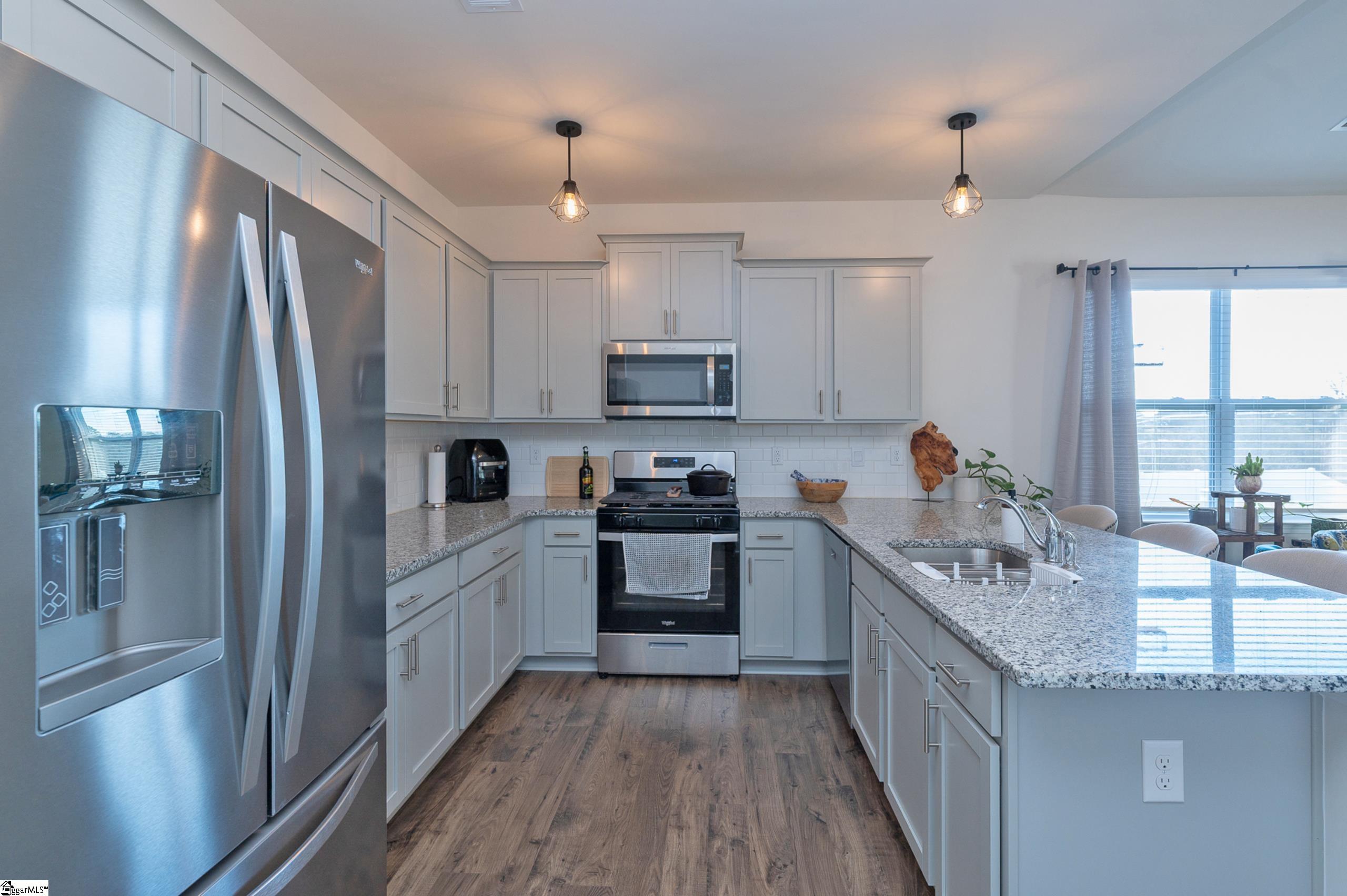 525 Sapling Gap Road Greer, SC 29651 - Photo 6 of 33