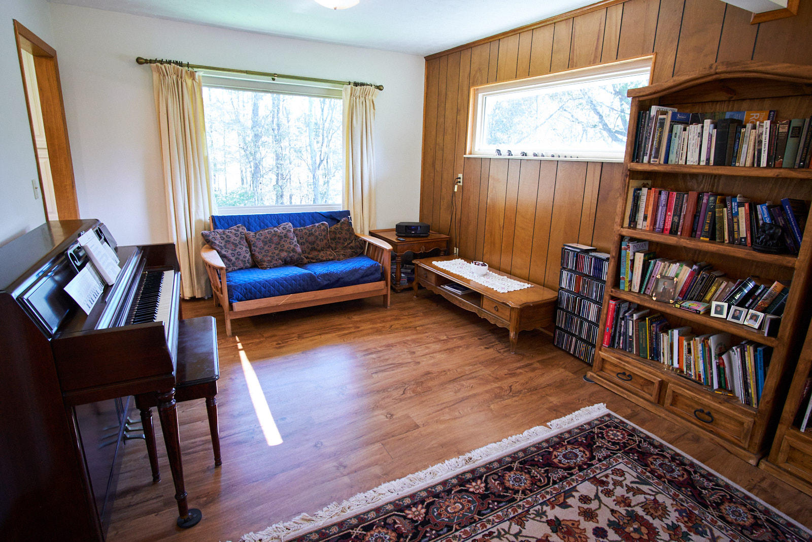 4729 Maplehill Road Knoxville, TN 37914 - Photo 8 of 40 Living room or Music room.