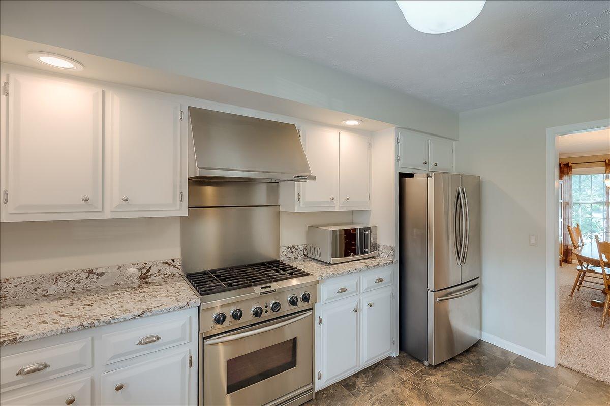 3333 Pastern Court Lexington, KY 40513 - Photo 18 of 39 20-2-18