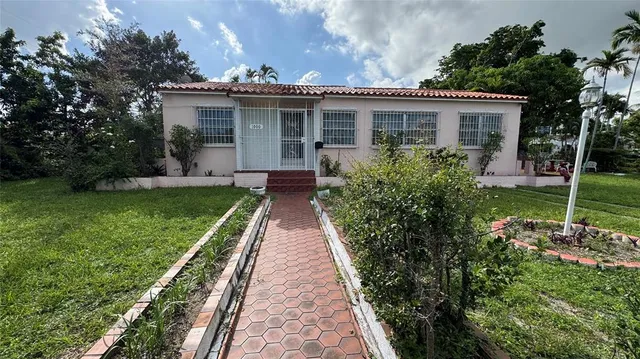 $669,500 | 1000 Southwest 62nd Avenue, West Miami, FL 33144