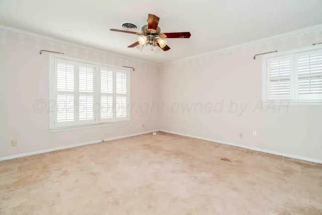 $235,000 | 39 Crockett Drive, Tulia, TX 79088