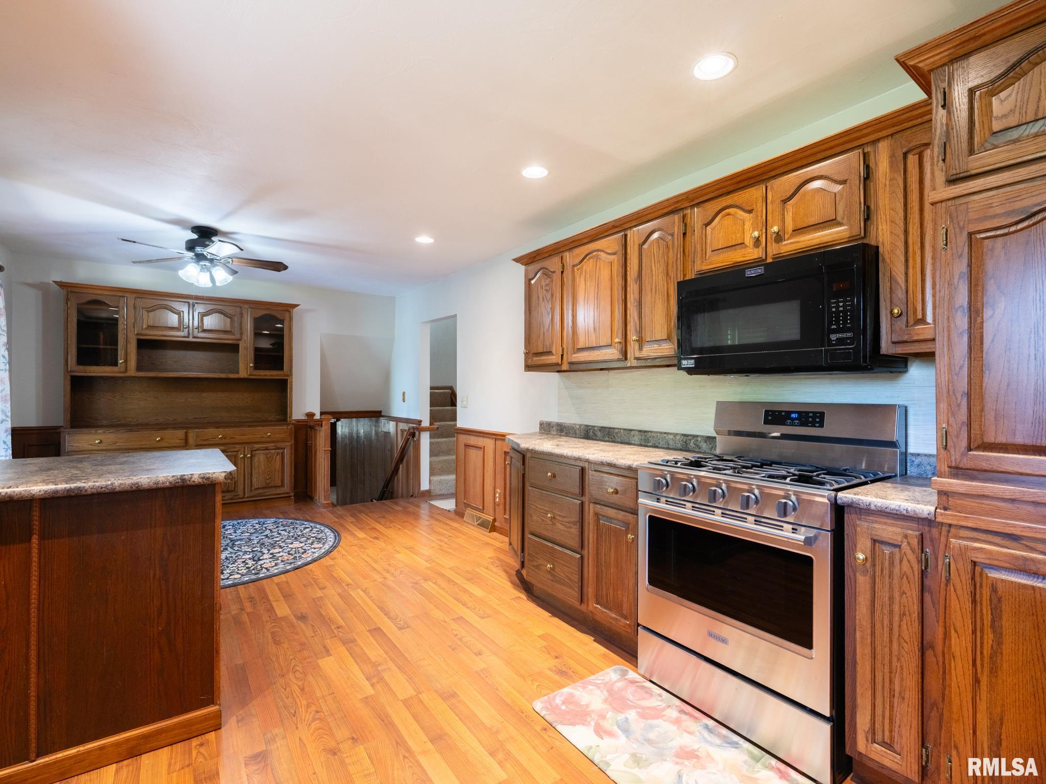 23397 North Taylor Road Canton, IL 61520 - Photo 40 of 74