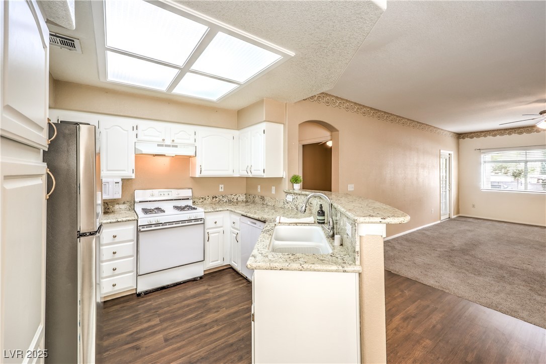 3320 South Fort Apache Road, Unit 125 Las Vegas, NV 89117 - Photo 11 of 33