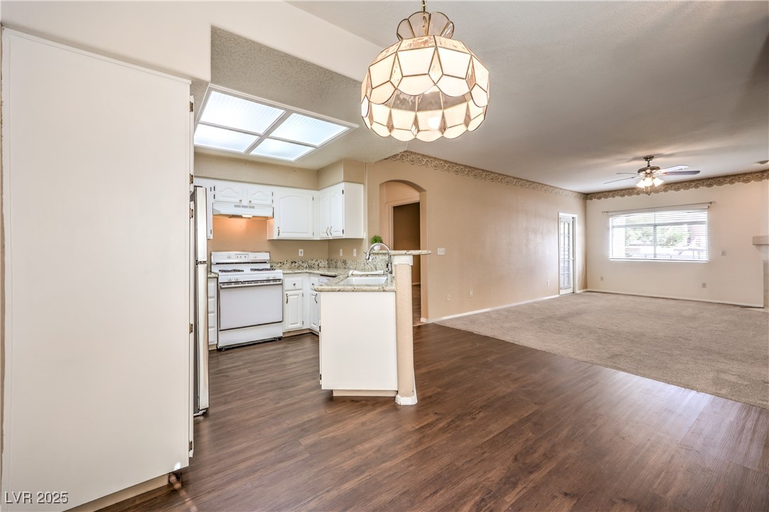 3320 South Fort Apache Road, Unit 125 Las Vegas, NV 89117 - Photo 13 of 33
