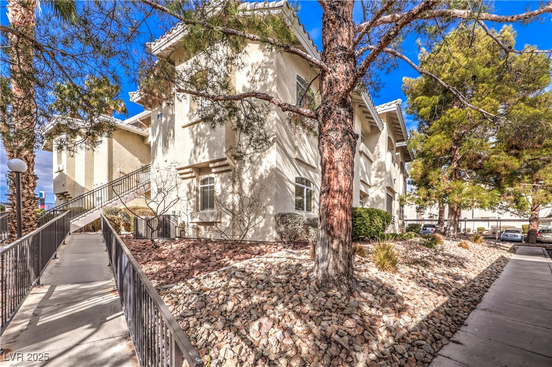 3320 South Fort Apache Road, Unit 125 Las Vegas, NV 89117 - Photo 8 of 33