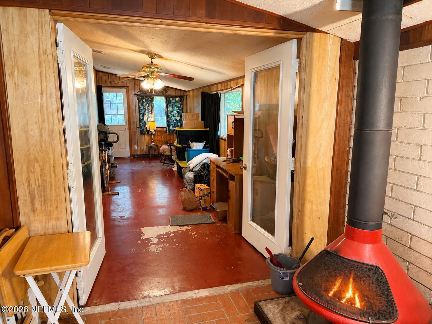 2951 Sandhurst Road East Jacksonville, FL 32277 - Photo 10 of 18 Retro Fireplace / Bonus Room