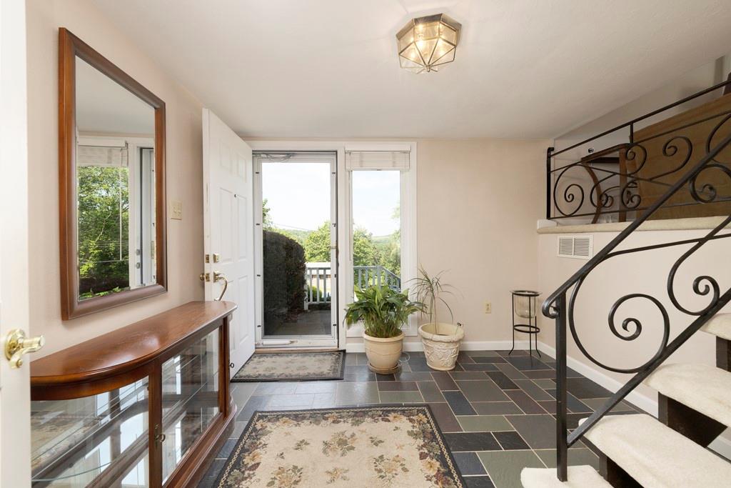 11 Crestwood Drive Cecil, PA 15321 - Photo 5 of 30