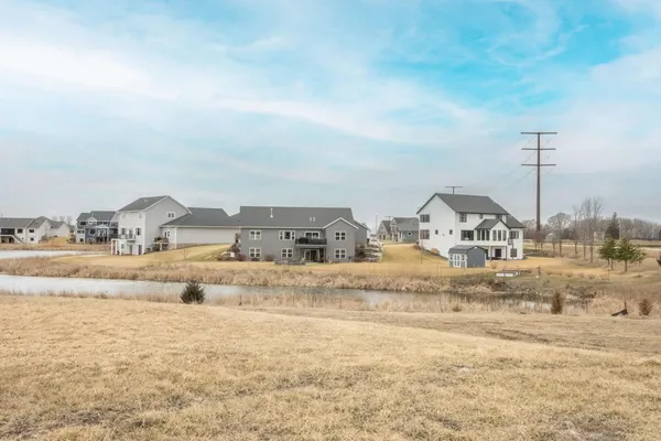 $113,900 | 22 Sunset Court, North Mankato, MN 56003