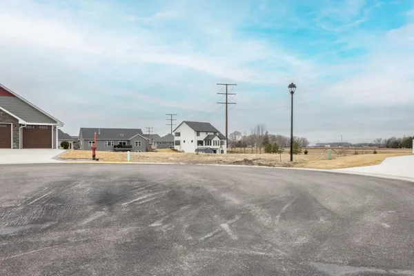 $113,900 | 22 Sunset Court, North Mankato, MN 56003