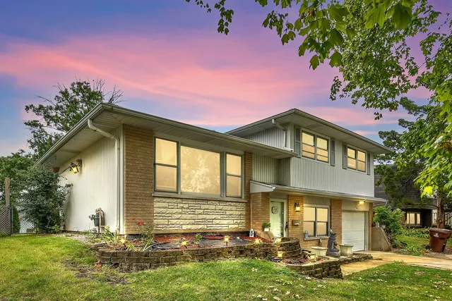 $335,000 | 7503 161st Place, Tinley Park, IL 60477