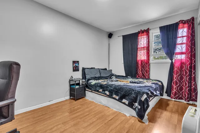 $335,000 | 7503 161st Place, Tinley Park, IL 60477