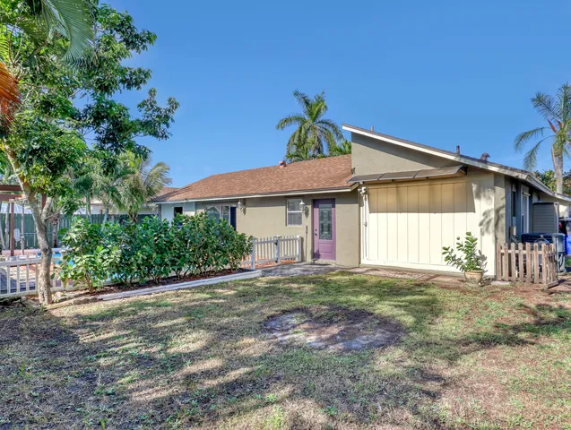 a view of outdoor space with garden and entertaining space