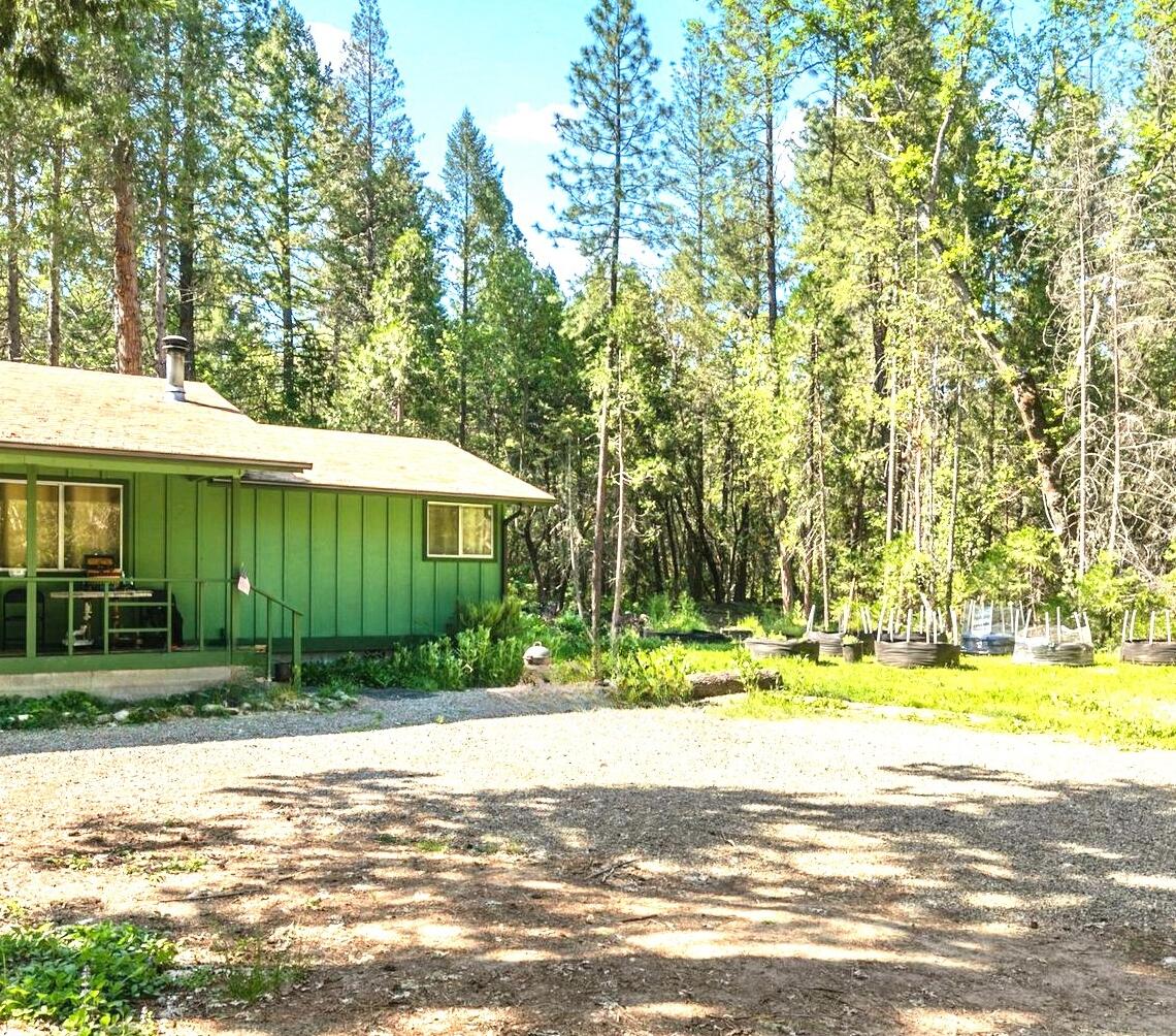 824 Tetherow Road Williams, OR 97544 - Photo 16 of 20 driveway to garden