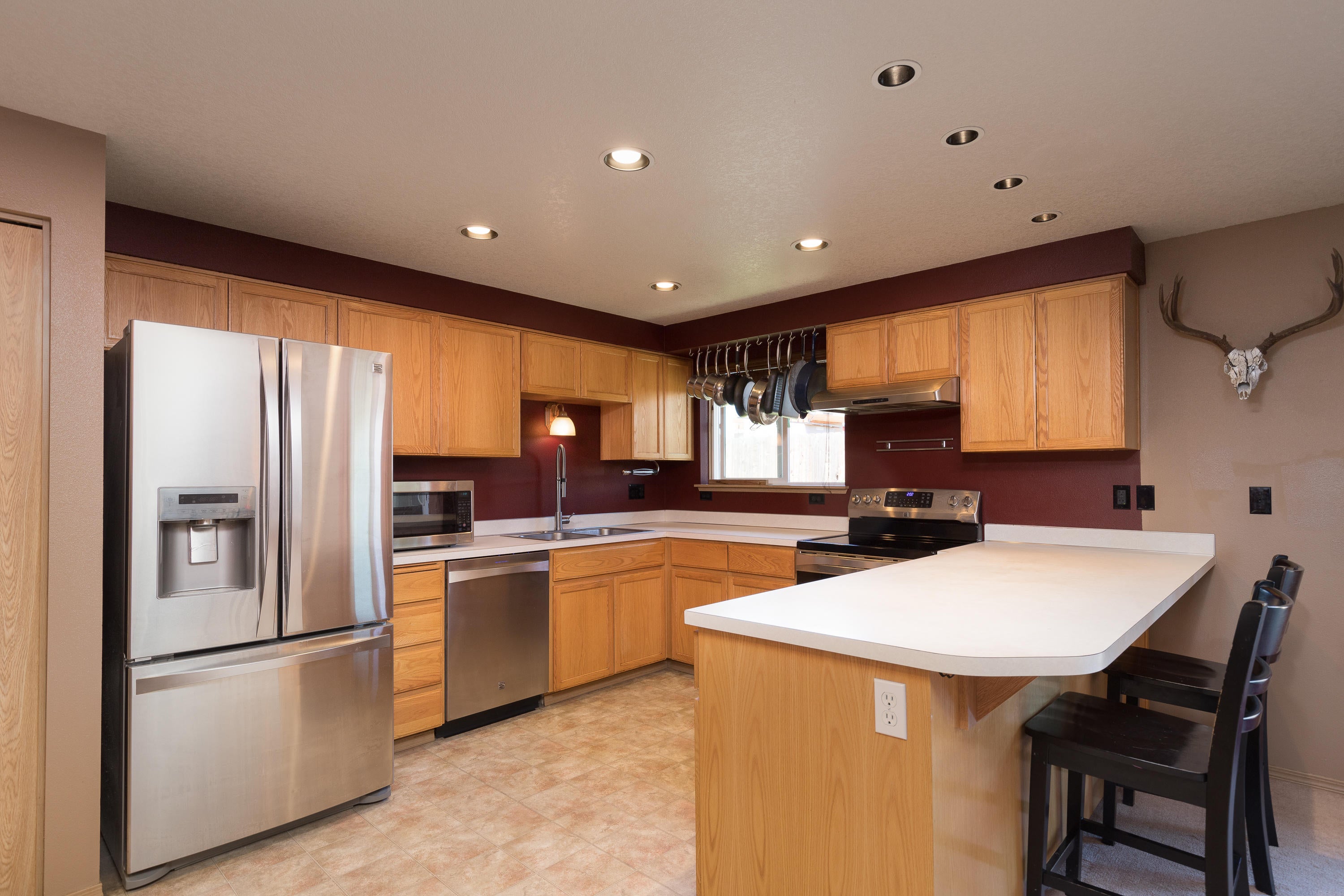 304 East Ridgeview Drive Culver, OR 97734 - Photo 7 of 20 304 E Ridgeview Dr (8 of 21)