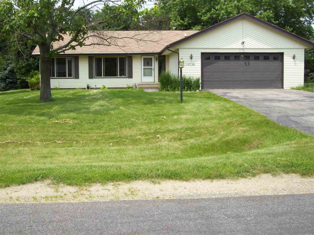 6398 Upper Ridge Way Roscoe, IL 61073 - Photo 1 of 16 Gallery Image 1