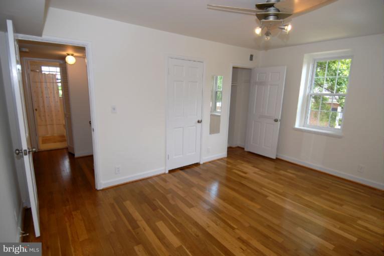 4601 31st Road South, Unit B2 Arlington, VA 22206 - Photo 17 of 19 Bedroom