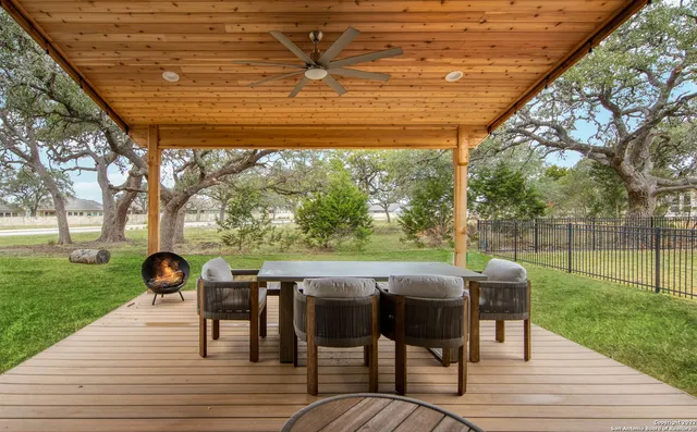 a outdoor view with a sitting space