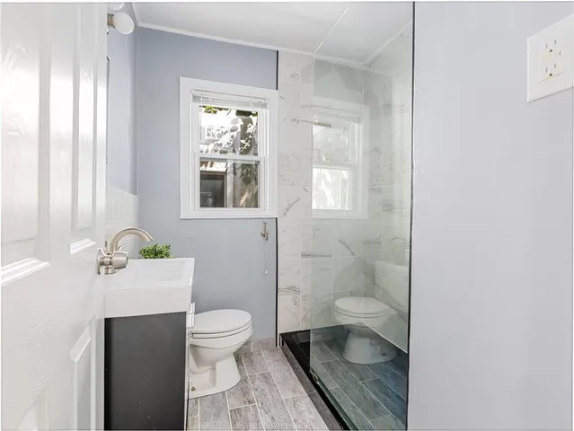 $190,000 | 14 East 50th Street, Unit 1, Kansas City, MO 64112