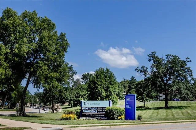 $190,000 | 14 East 50th Street, Unit 1, Kansas City, MO 64112